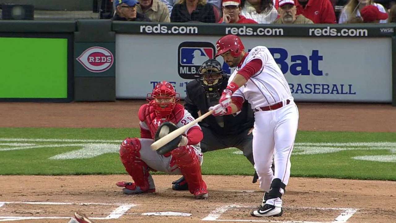 Suarez's solo home run