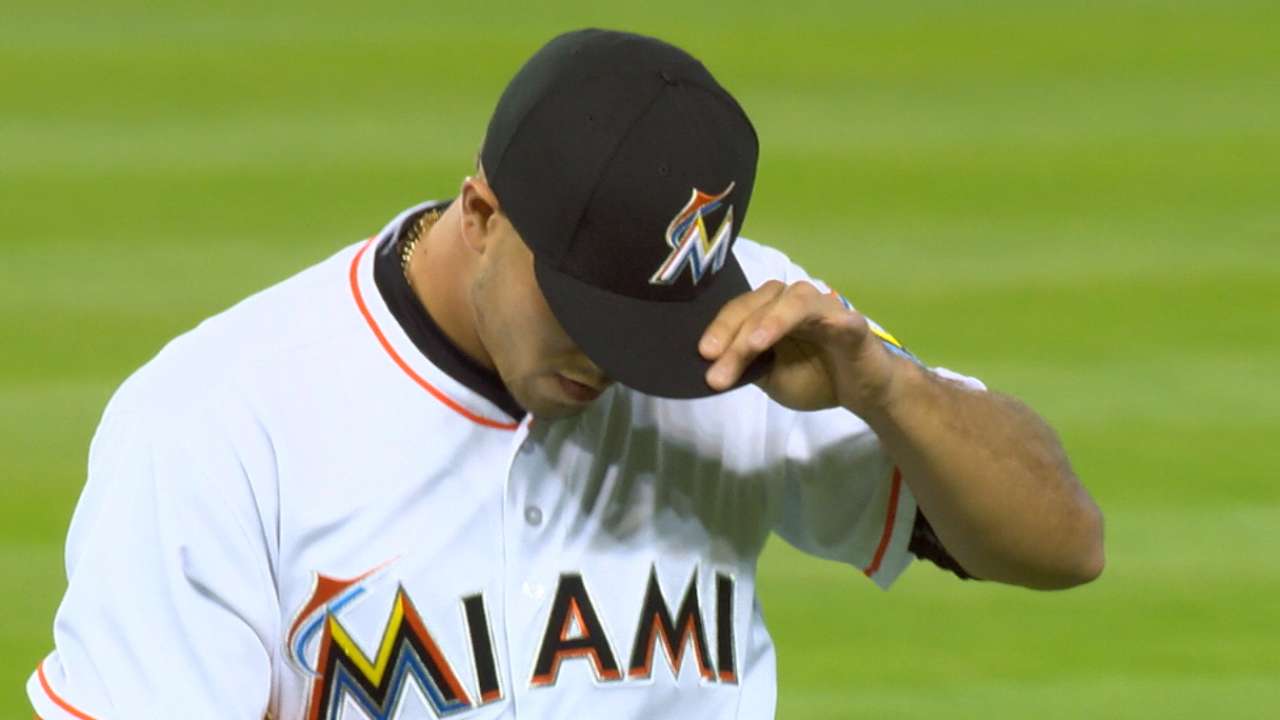 Fernandez fans 13 Tigers