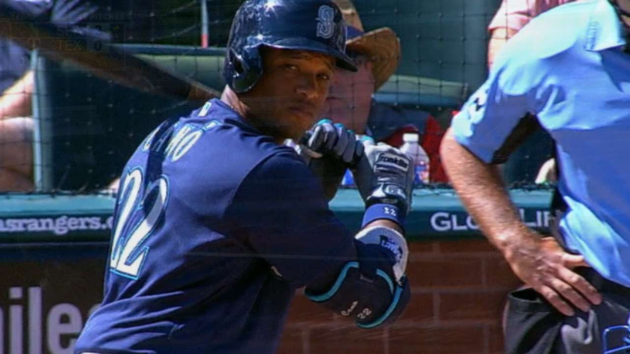 Must C: Cano hits two homers