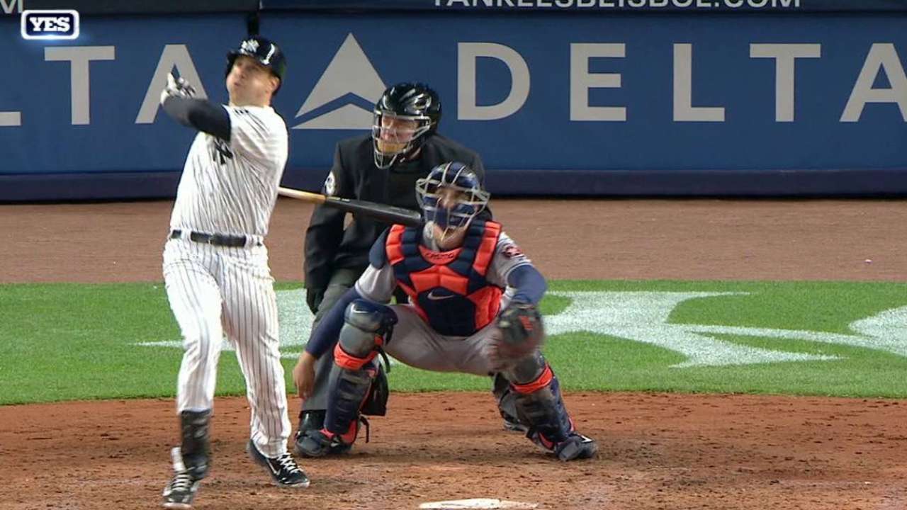 Teixeira's three-run blast