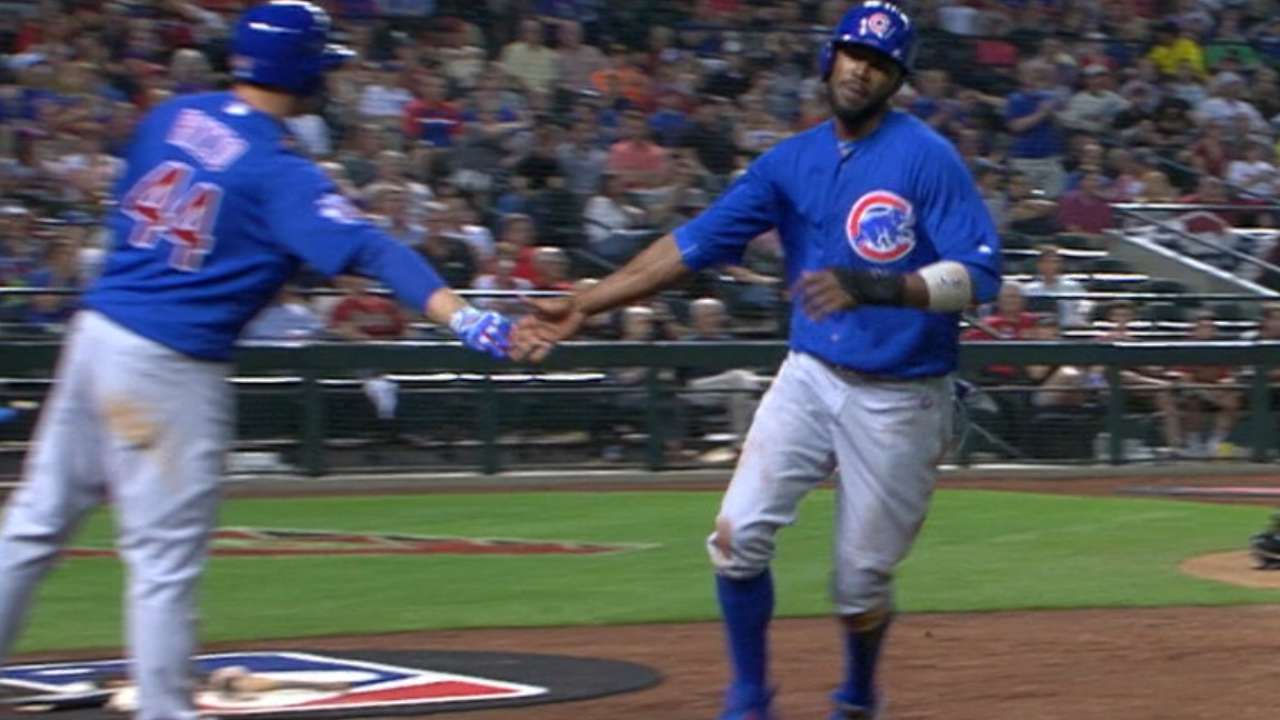 Hot bats, patient approach serving Cubs well