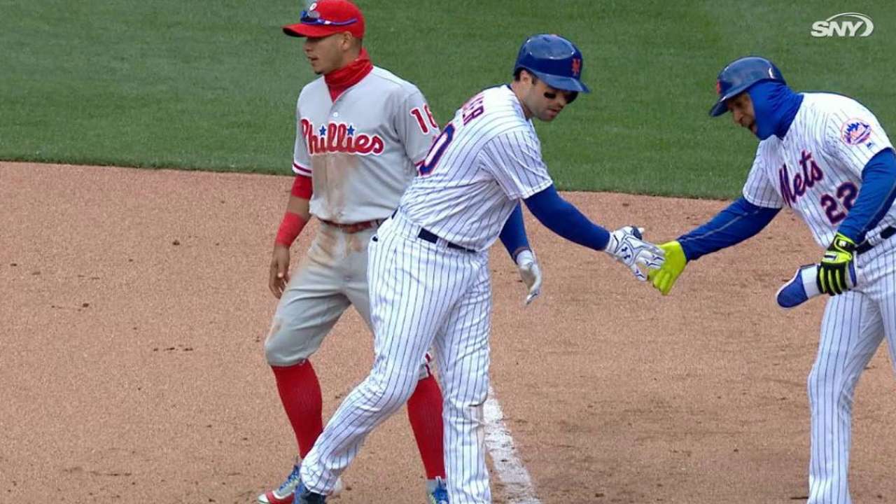Walker's second RBI single
