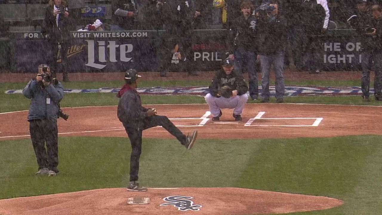 White Sox home opener has wintry feel