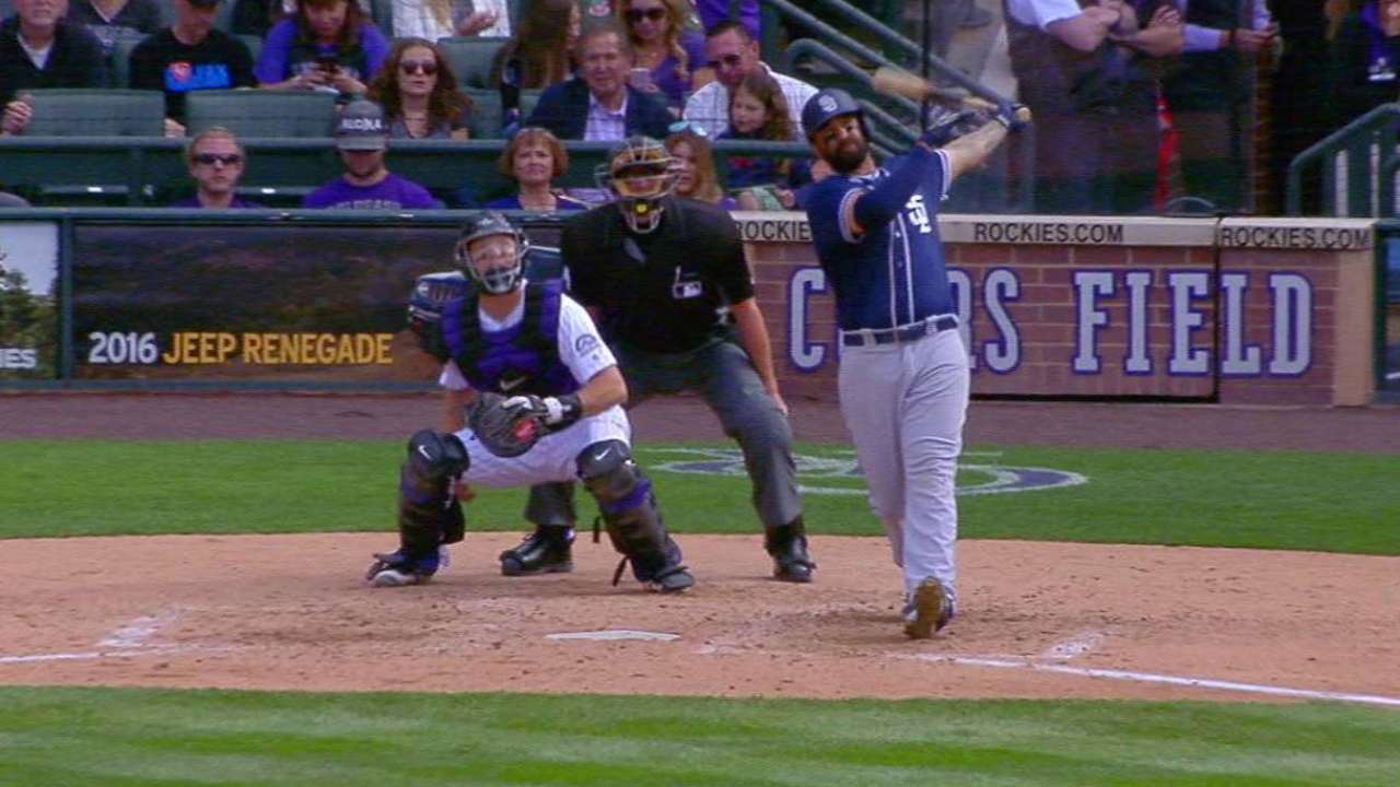 Kemp's three-run shot