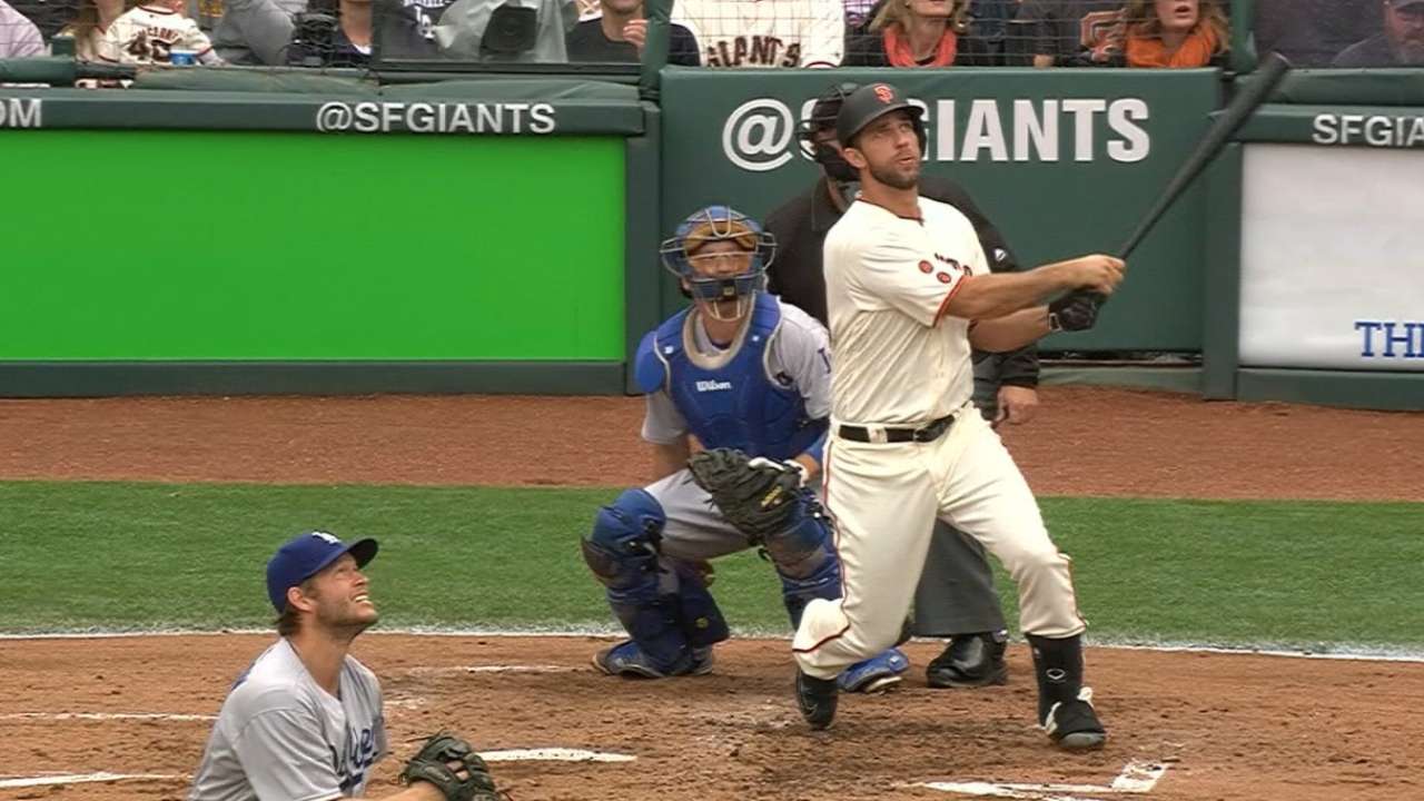 Bumgarner's solo homer