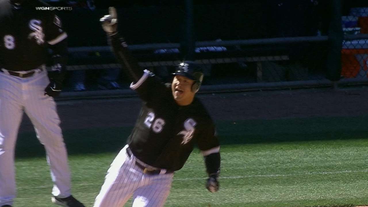 Garcia caps 5-run 7th to lead Sox vs. Tribe