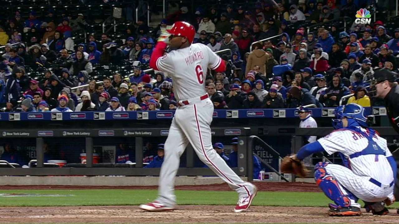Howard's solo homer to left