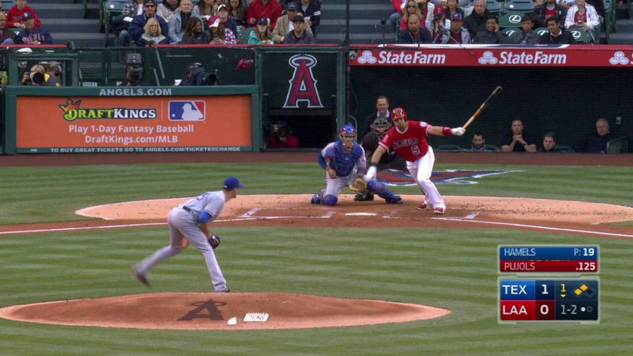 Angels get a run on a groundout