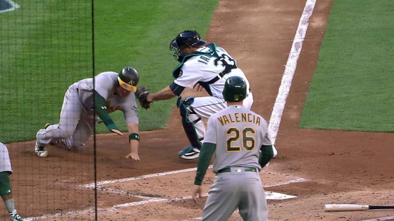 Mariners' relay nails Vogt