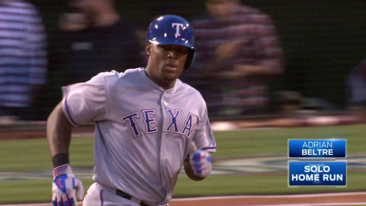 Beltre's solo big fly