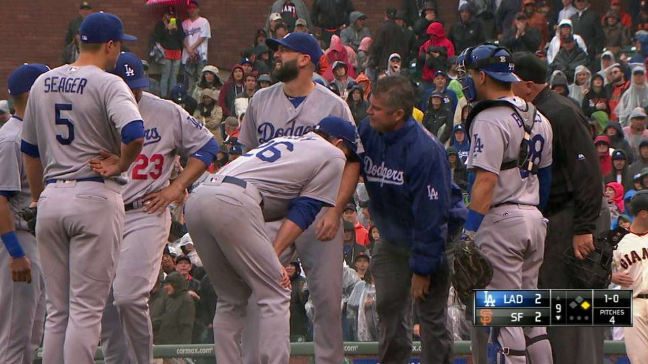 Hatcher slips, twists knee