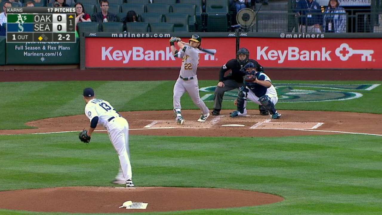Karns tallies first K as Mariner