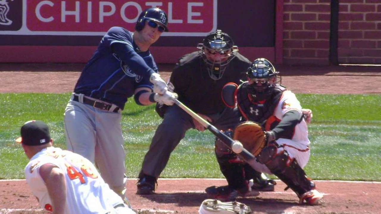Dickerson's third homer of 2016