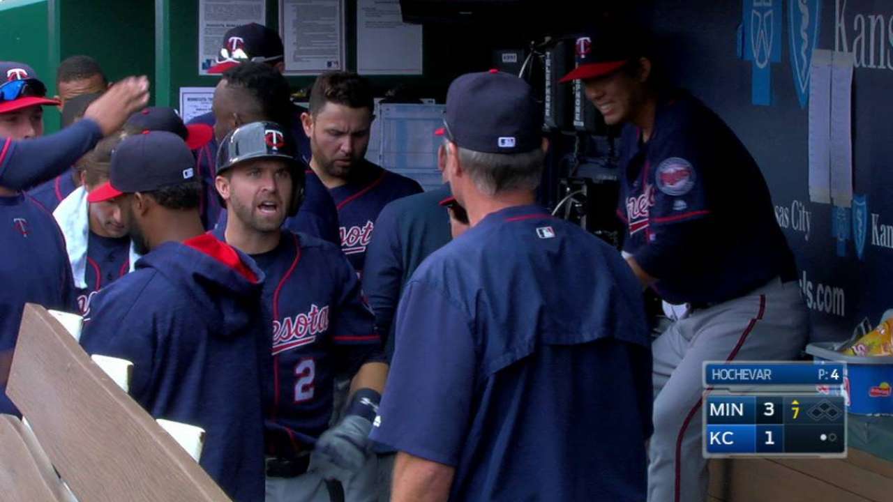 Dozier's solo homer