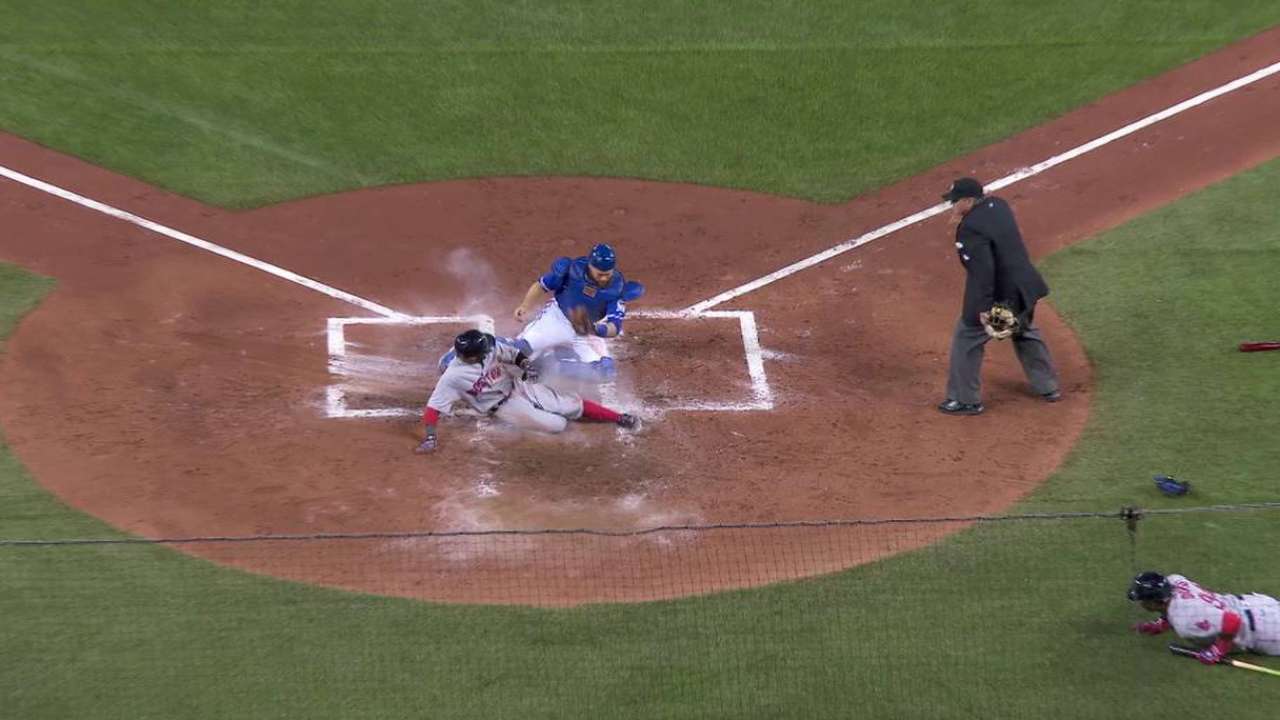 Blue Jays' relay a game-changer vs. Red Sox
