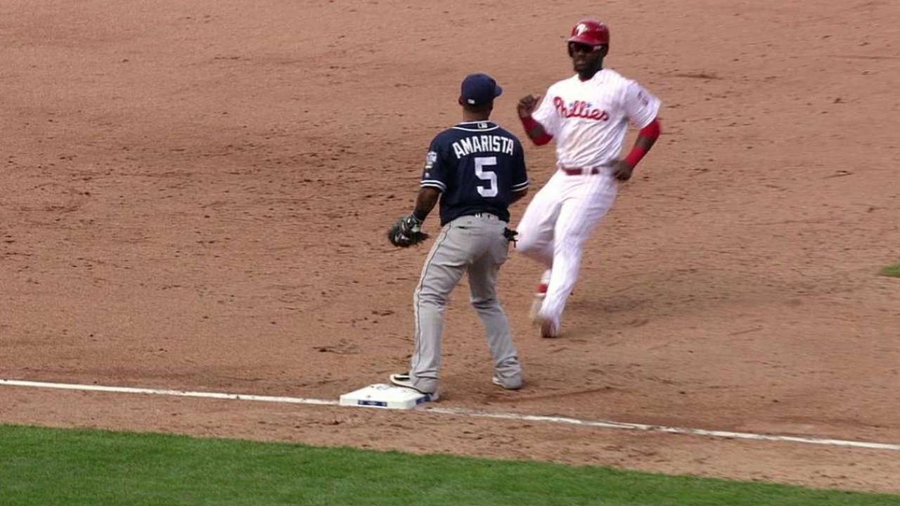 Amid chaos, Padres' infielders remain calm