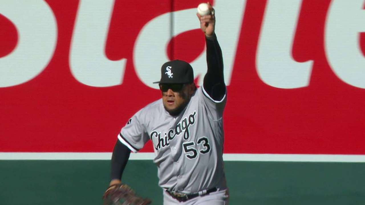 Cabrera makes catch falling down