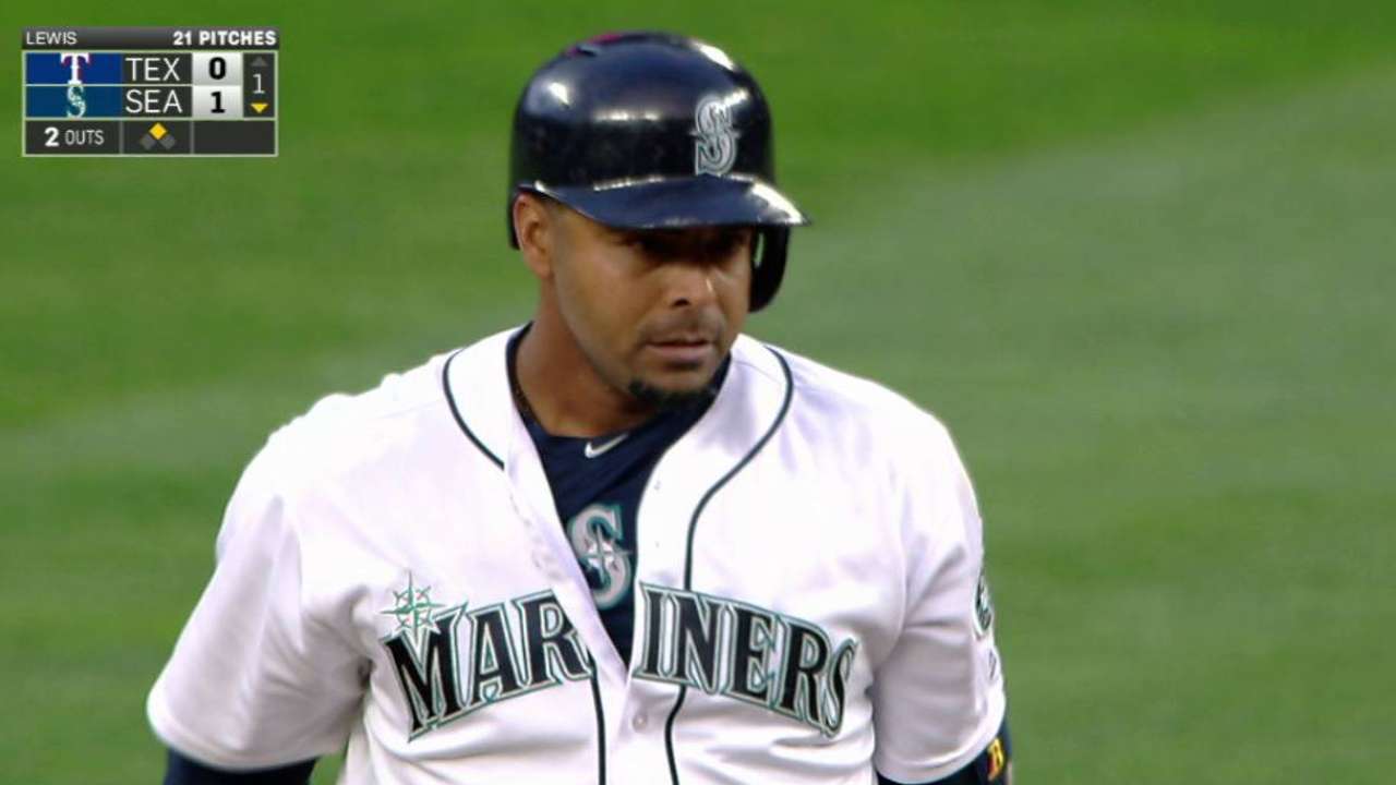 Cruz's RBI double