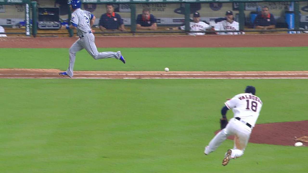 Valbuena's barehanded play