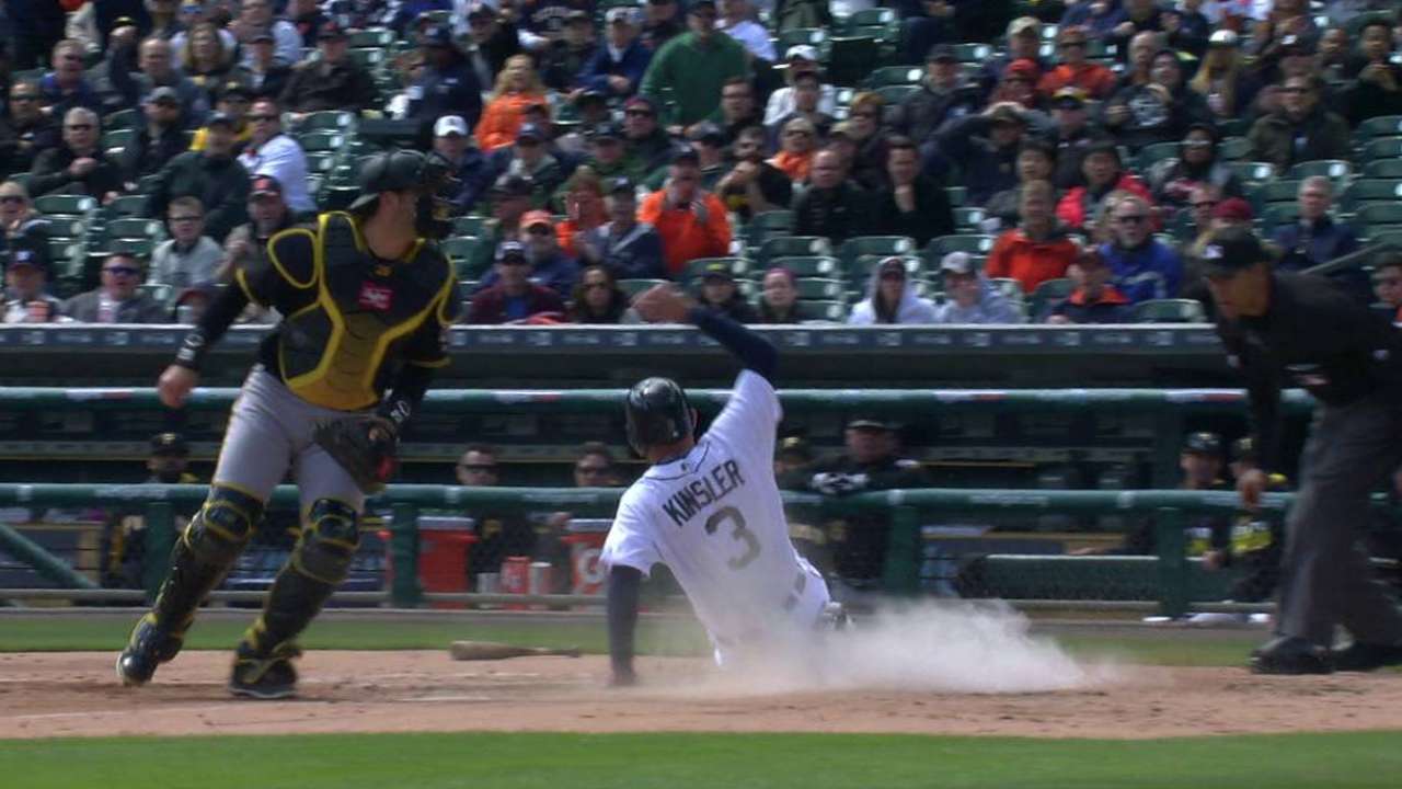 Upton's RBI single