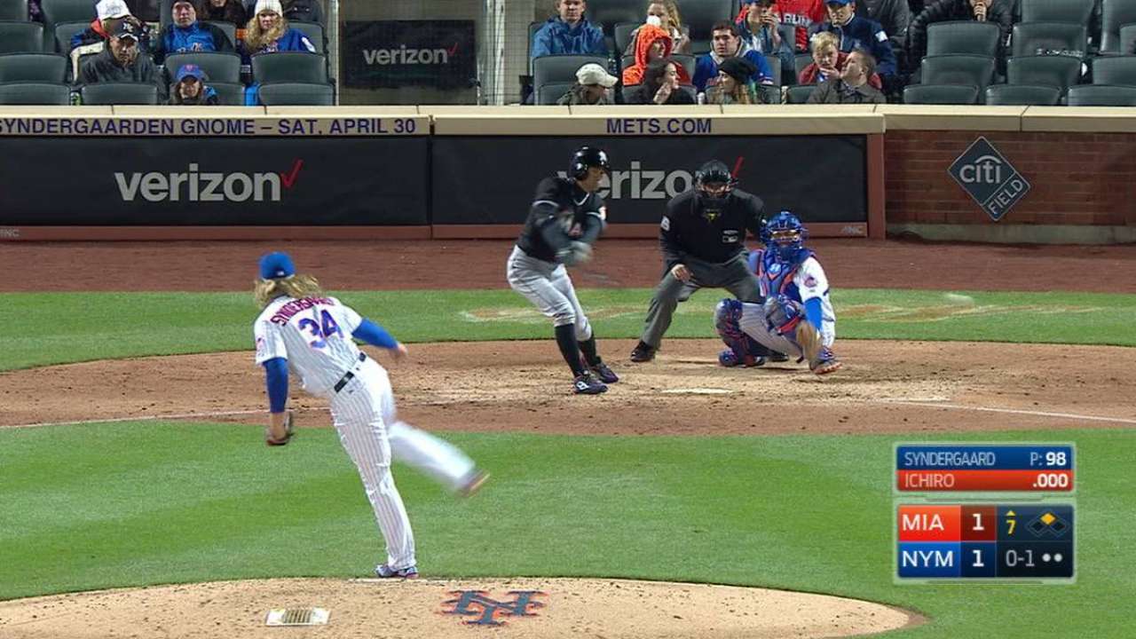 Ichiro passes Bonds on hit list