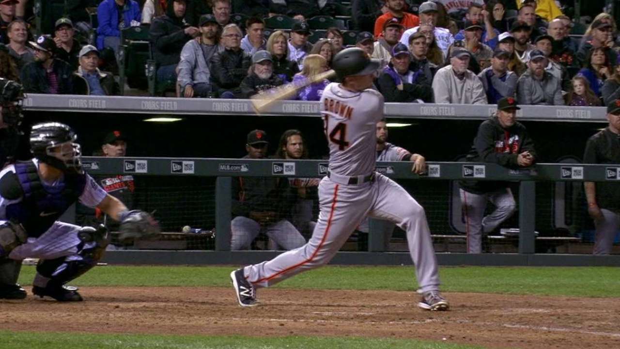 Brown aporta dos HR en victoria de Gigantes sobre Rockies