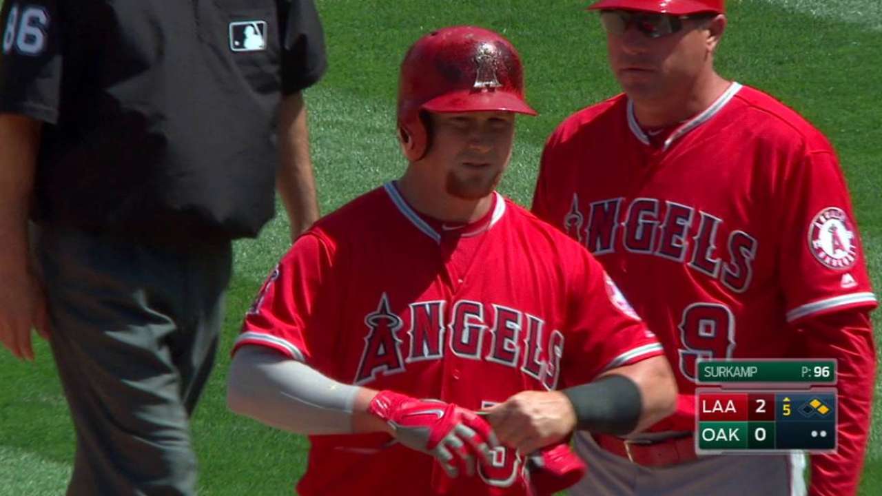 Angelinos hilvanan su cuarto triunfo al hilo de la mano de Shoemaker
