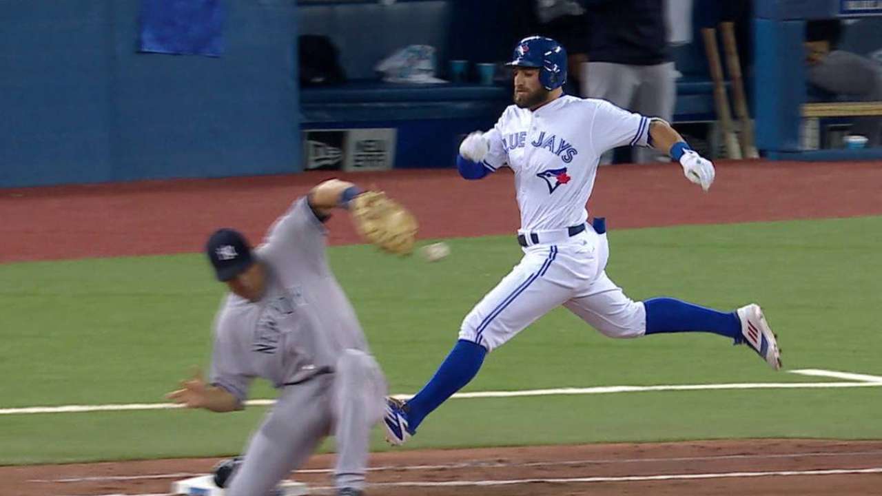 Smoak scores on error