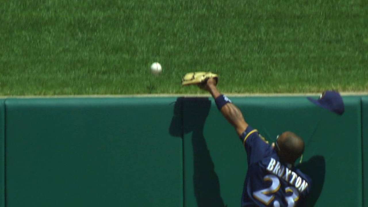 Grichuk's two-run homer