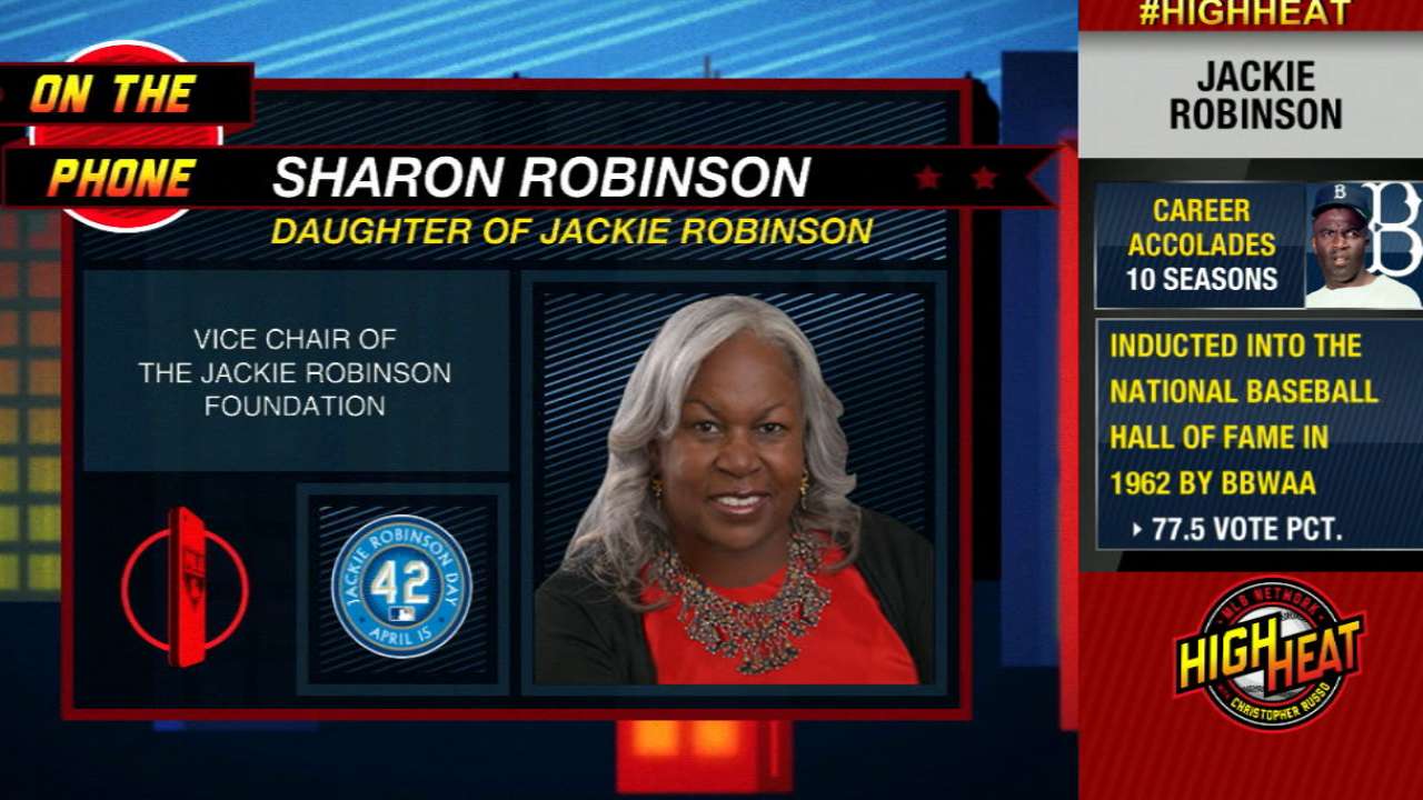 Tigers recognize Robinson's sacrifices