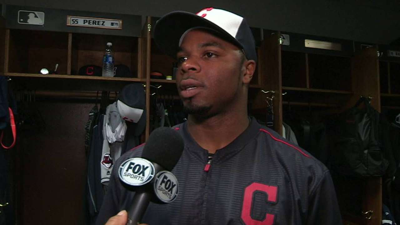 Indians honor Jackie with video, special cleats