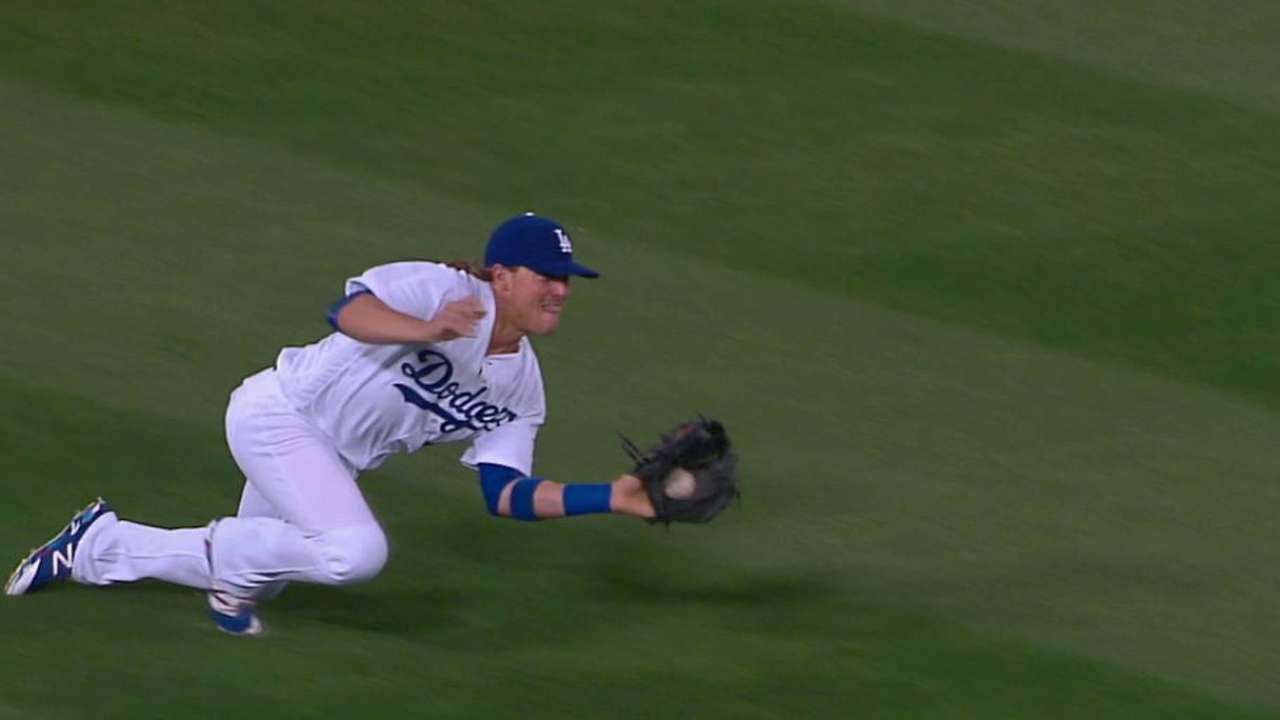 Hernandez's diving catch
