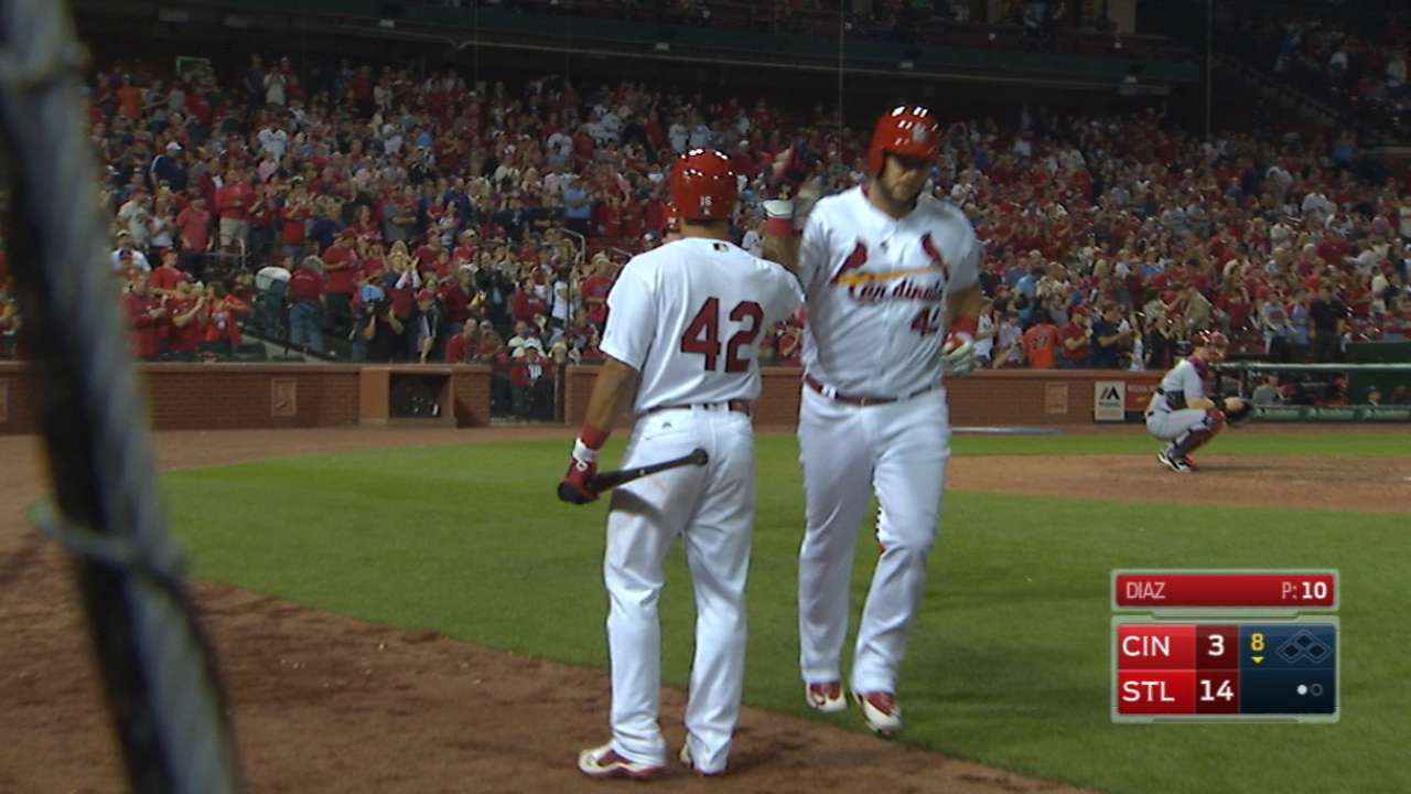 Deep 6: Cards tap into power in big way