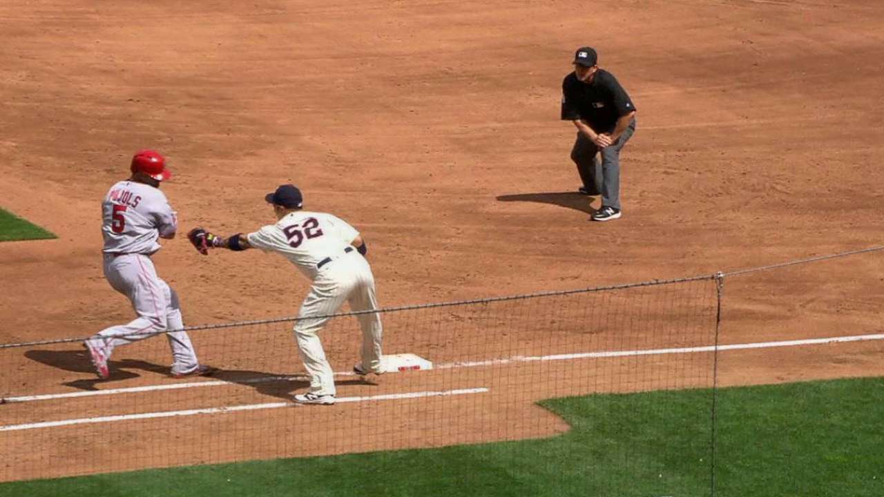 Park tags Pujols out