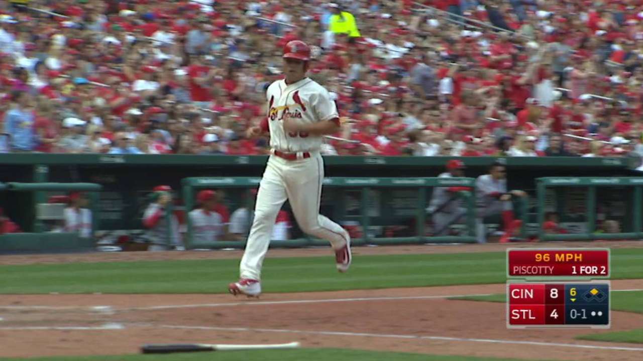 Piscotty singles in Diaz