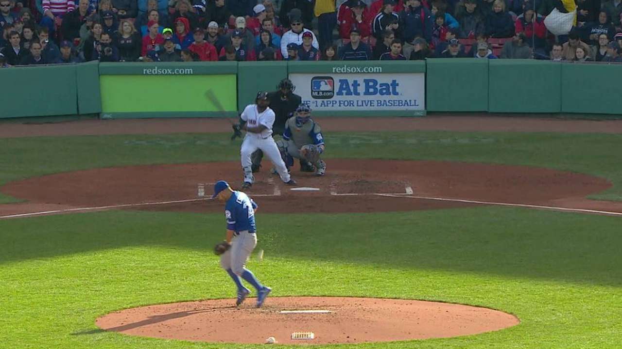 Estrada struck on calf during costly inning