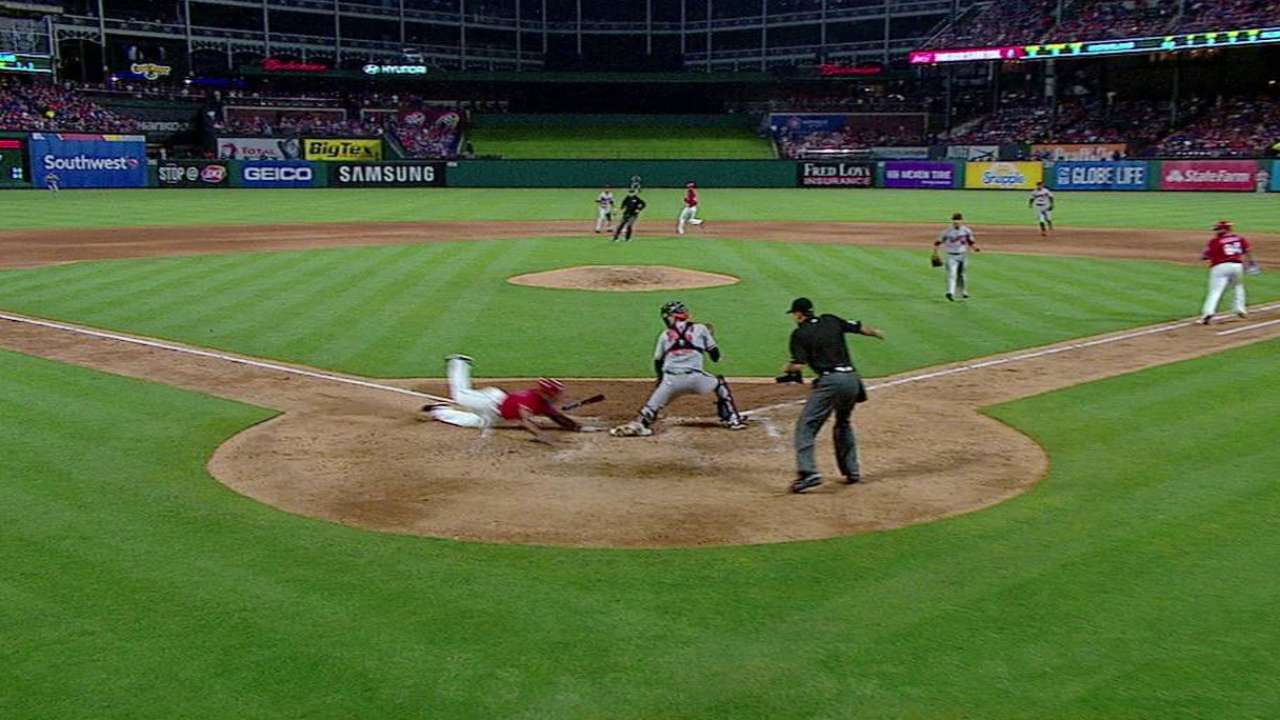 Fielder's RBI groundout