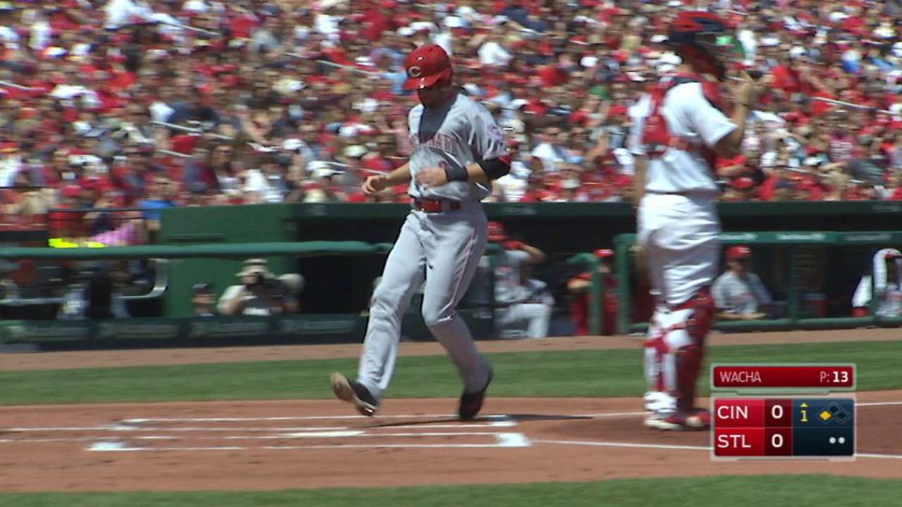 Votto's sacrifice fly