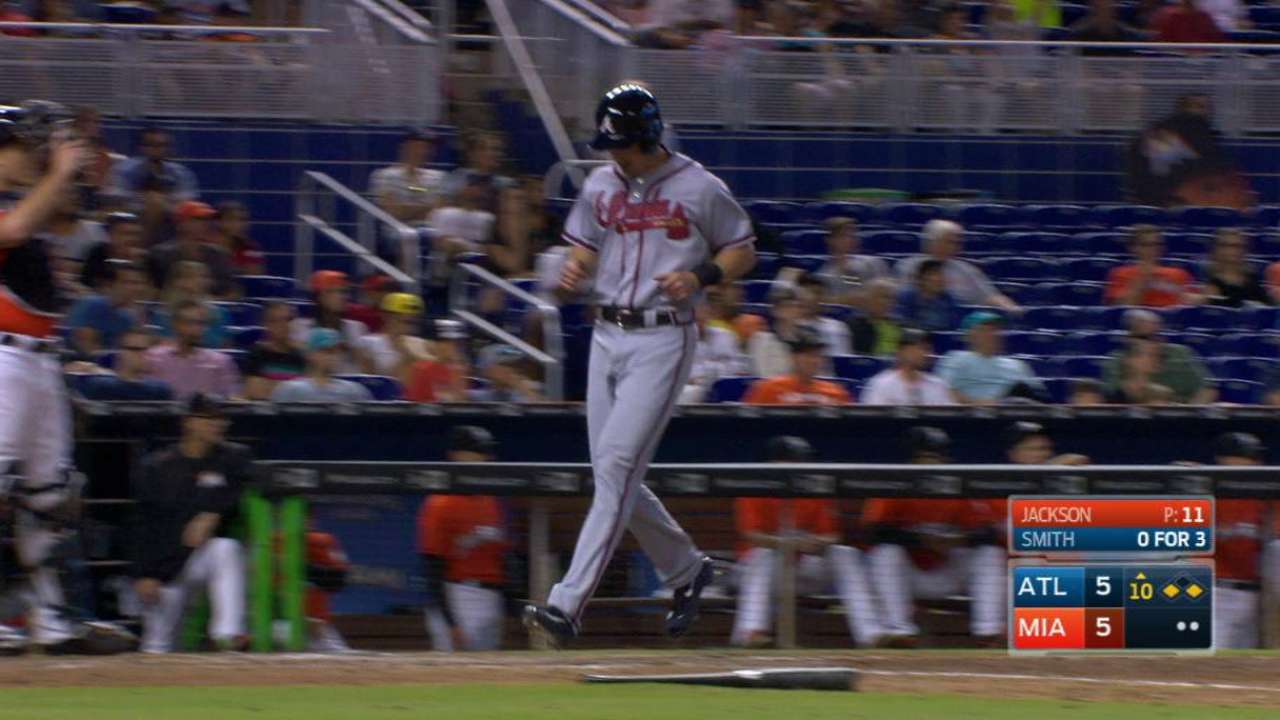 Smith's go-ahead RBI