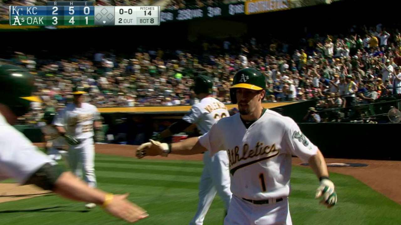 Reddick's go-ahead sac fly