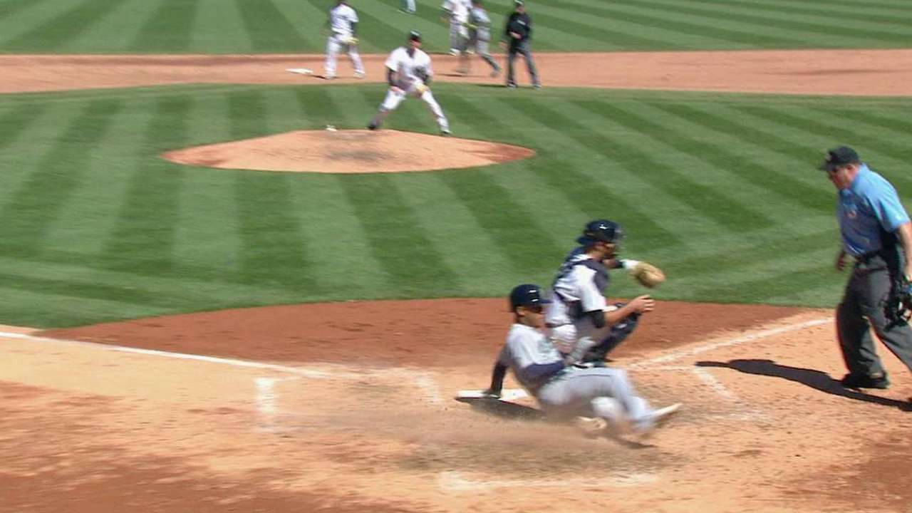 Félix, Seattle vencen a Yankees con hit clave de Canó