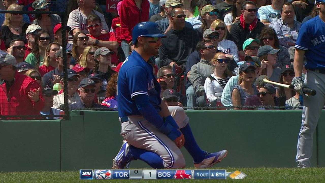 Saunders' game-tying groundout