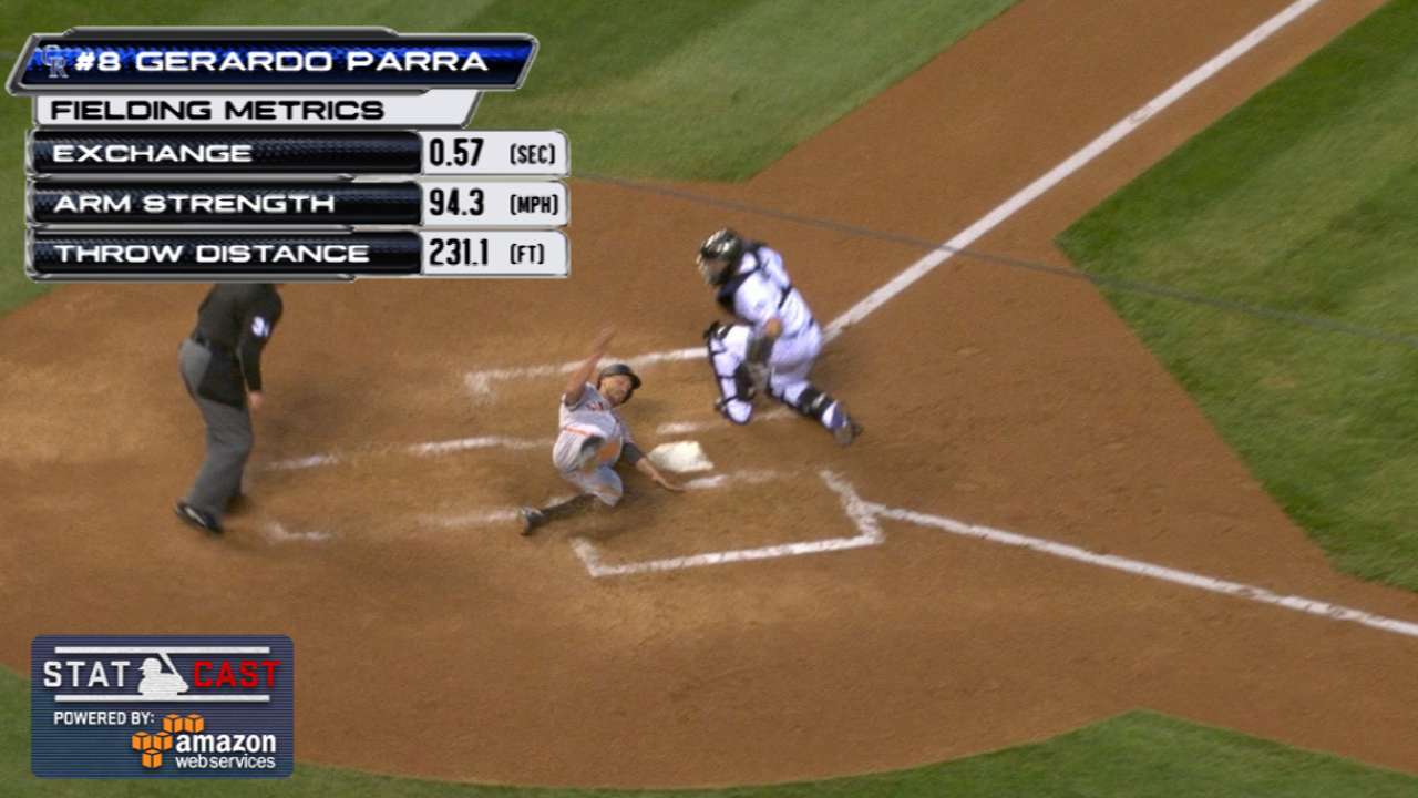 Parra shows off arm against Giants
