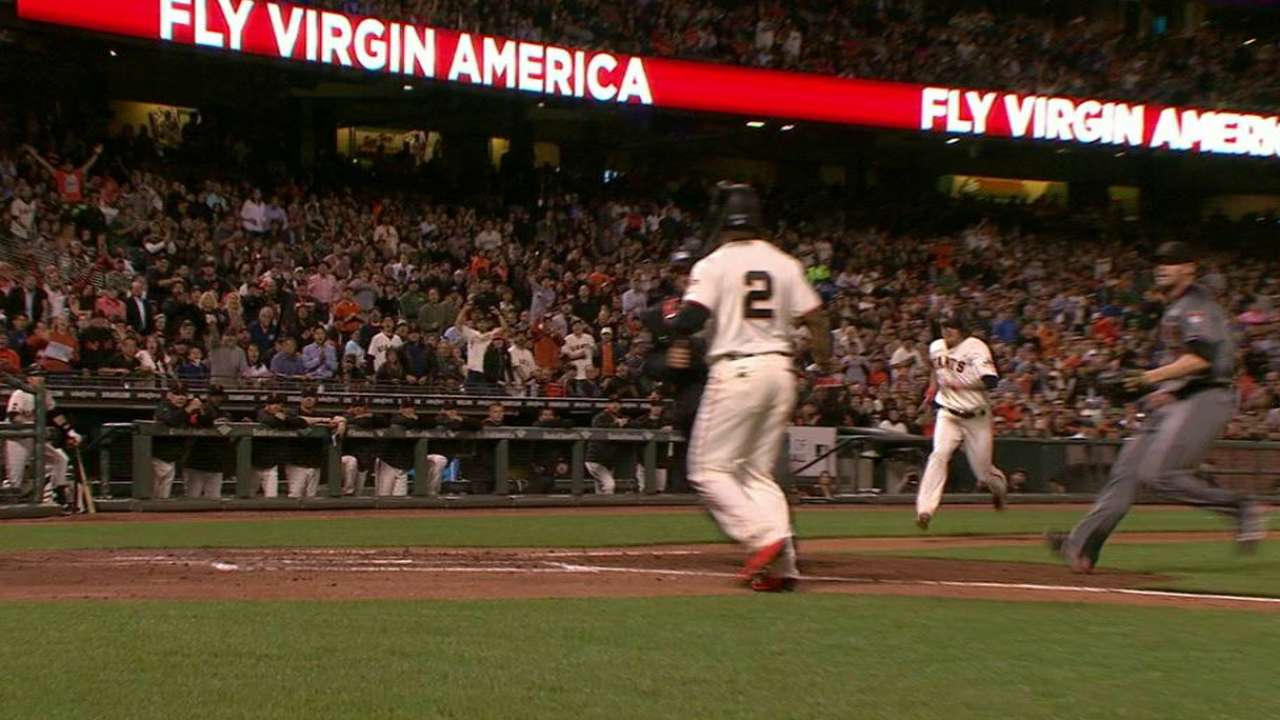 Peavy scores on wild pitch