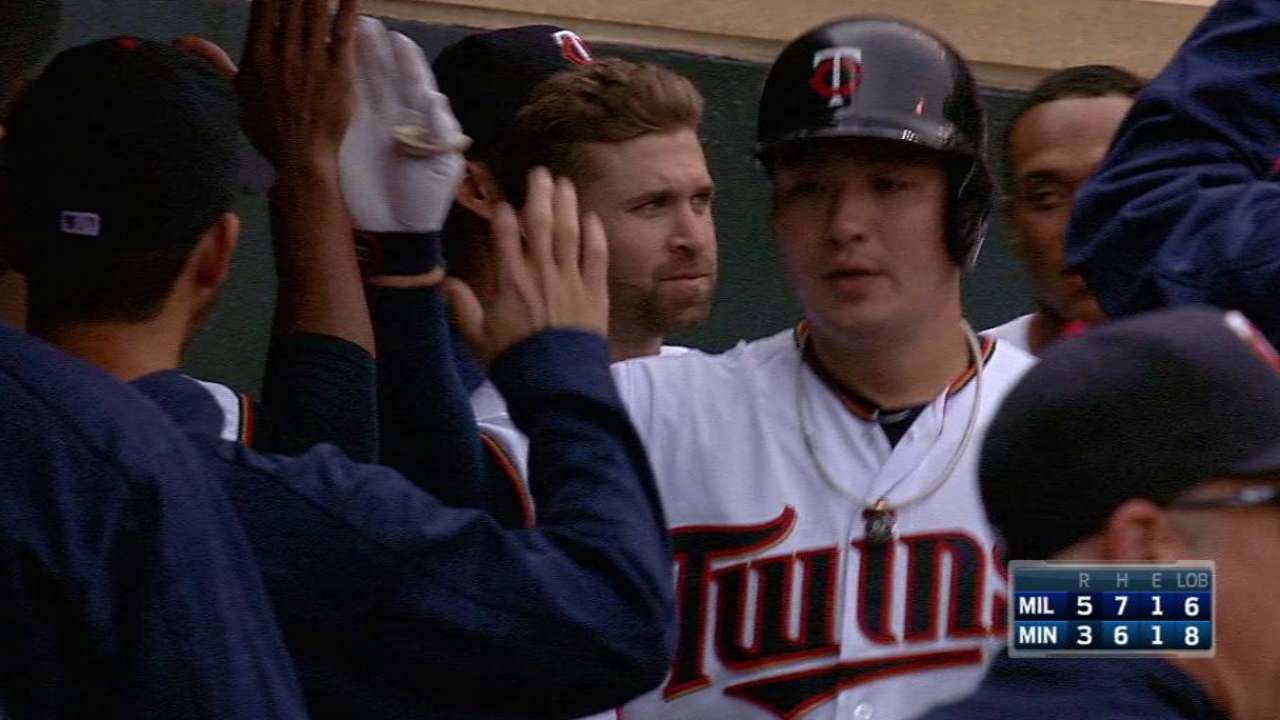 Park's long solo homer