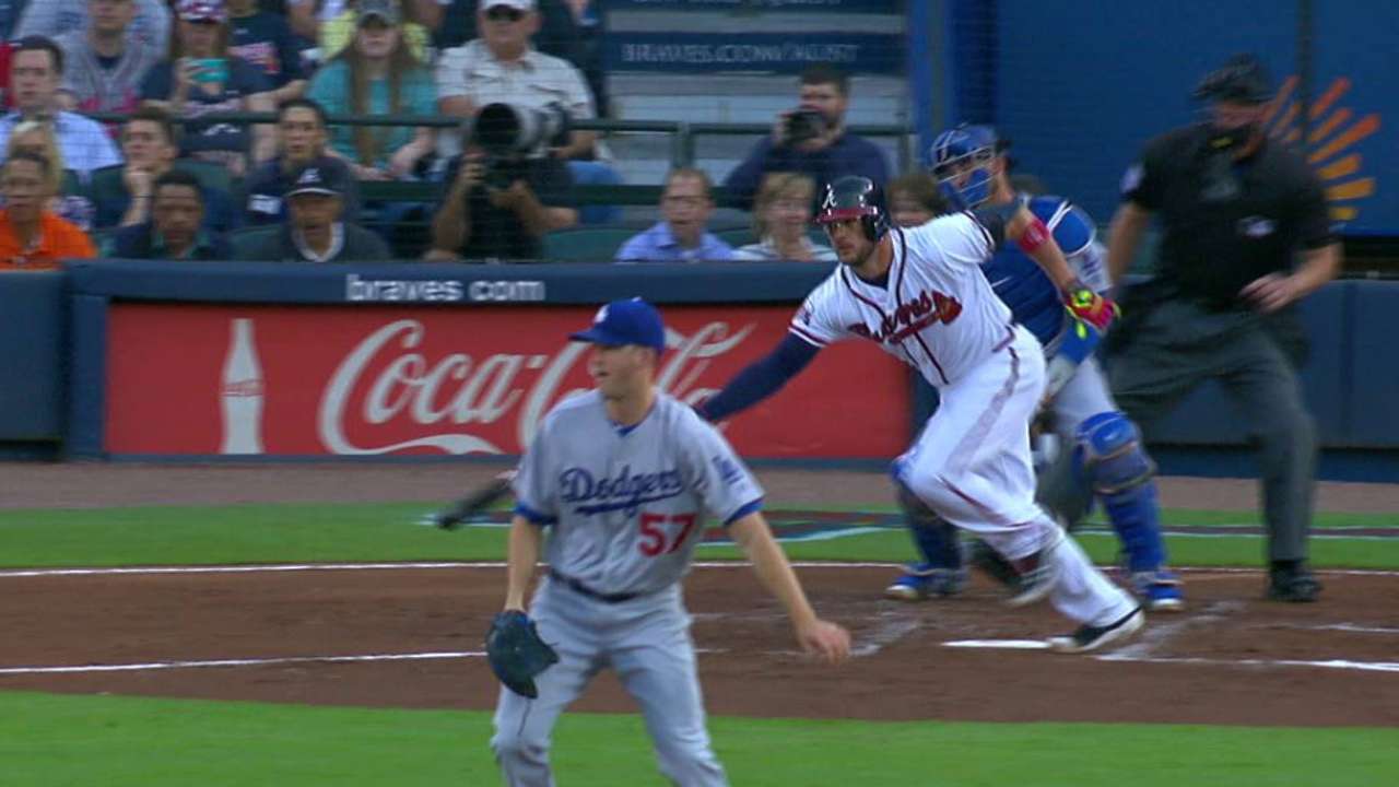 Flowers' RBI single