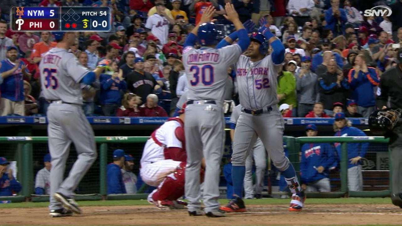 Mets empalman seis jonrones y aplastan a los Filis