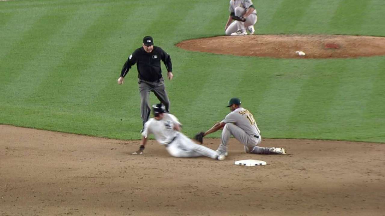 Vogt catches Ellsbury stealing