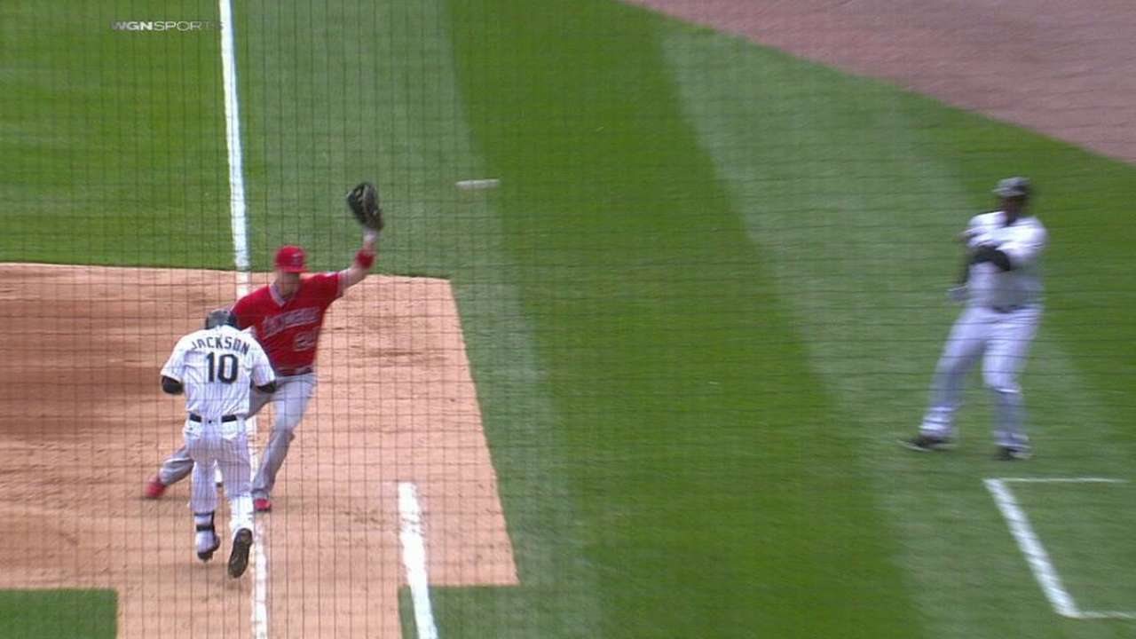 Avila scores on error