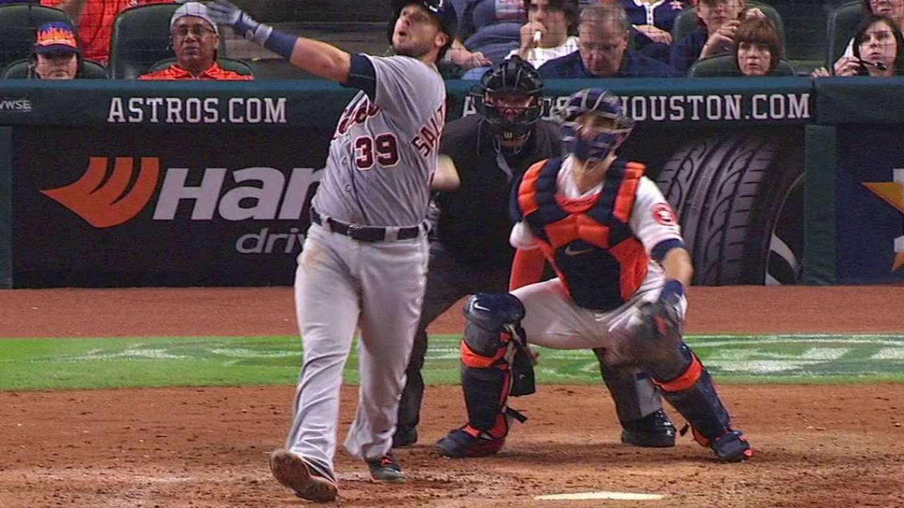 Tigers knot set with Astros on Salty's jack